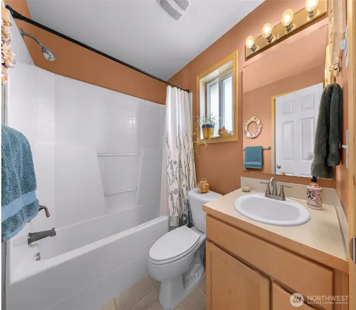 Second full bathroom upstairs