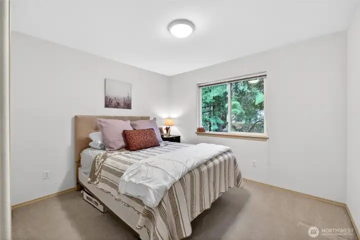 Guest bedroom