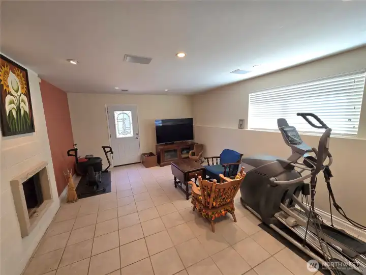 Re-room
