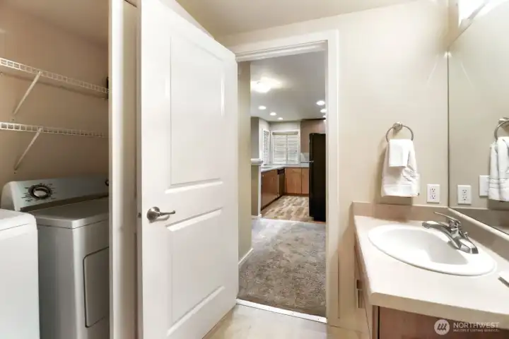 Laundry and 2nd full bathroom Laundry and 2nd full bathroom