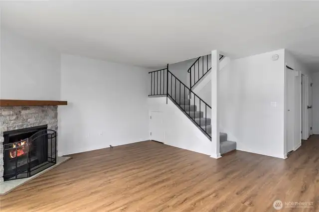 See 360 walkthrough video and interactive floorplans on the virtual tour link.