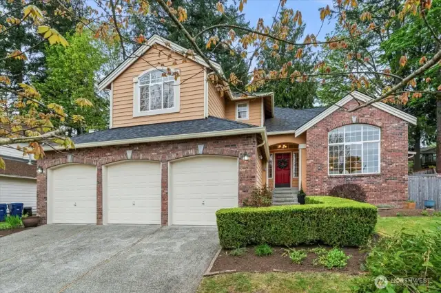 3-car garage