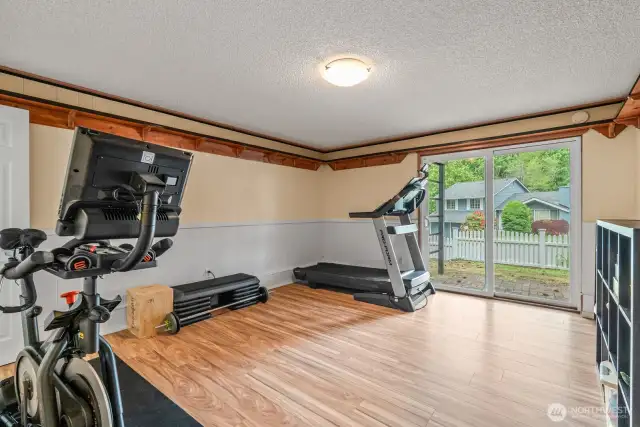 Downstairs bonus room.