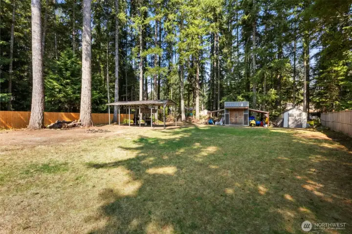 Huge yard for entertaining
