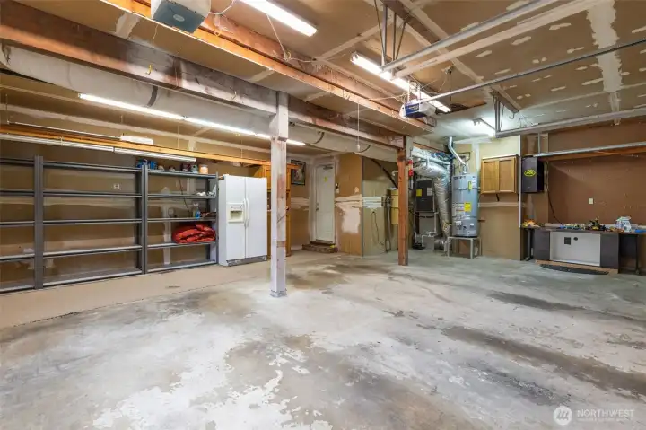 Oversized 3-car Garage with work space