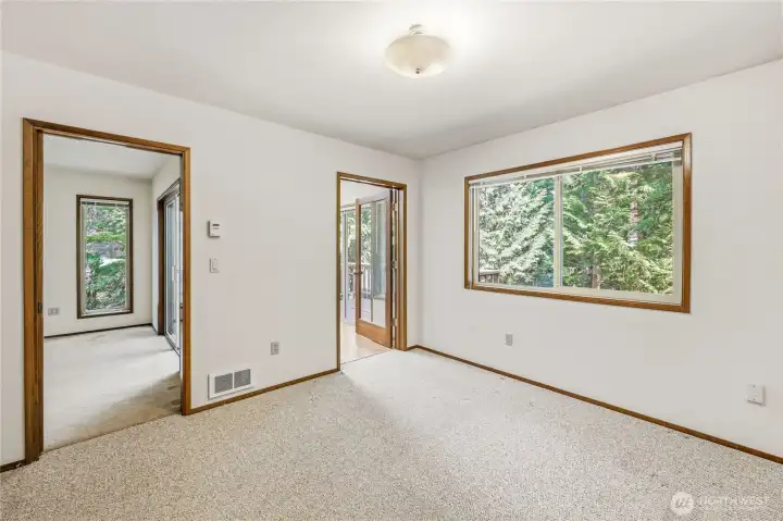 Adjoining the primary bedroom is an office / flex room.