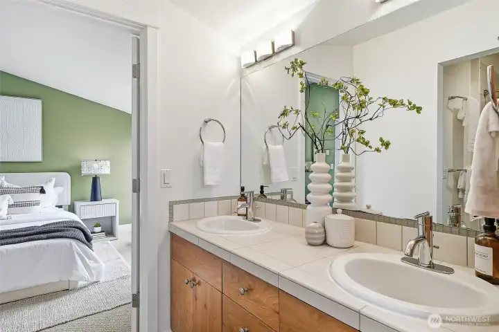 Primary en suite