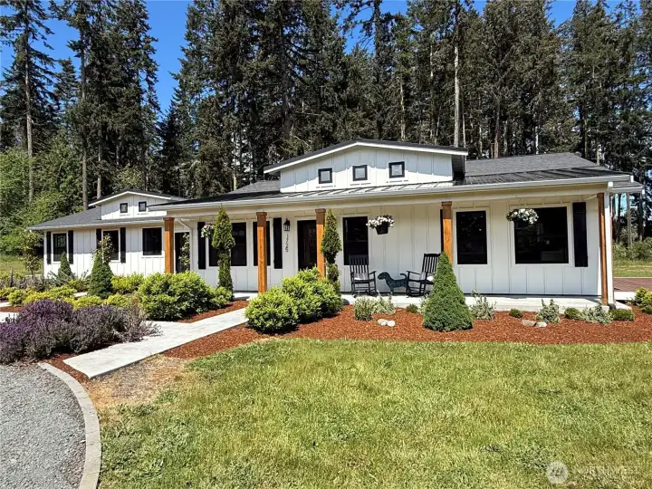 EXTERIOR FRONT