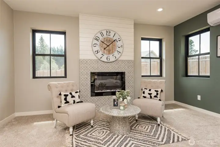 SITTING AREA IN PRIMARY BEDROOM