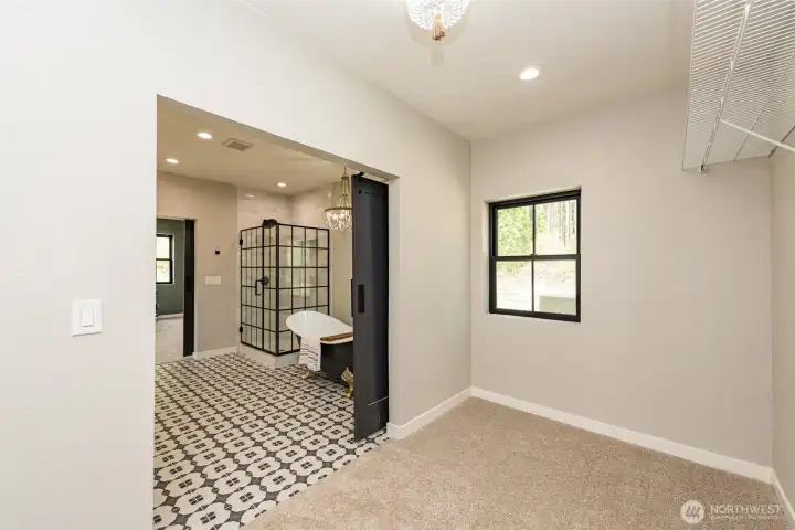 PRIMARY BEDROOM WALK IN CLOSET