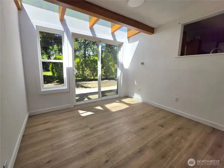 Sunroom off kitchen with pass thru from kitchen