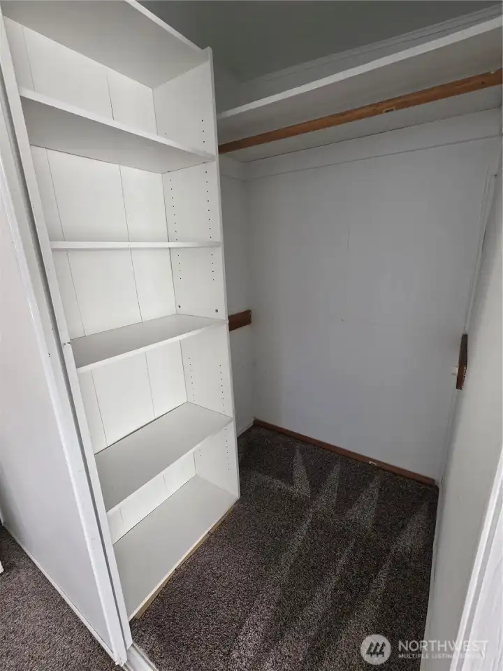 Nice walk in closet