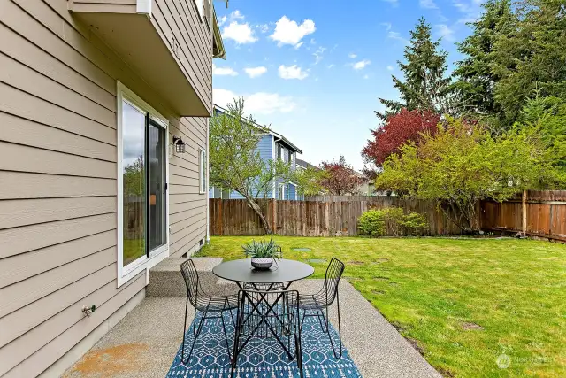 Plenty of distance between neighboring homes; great area for entertaining guests.