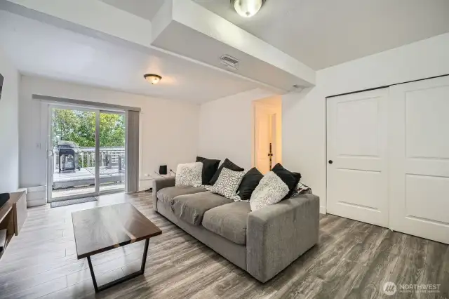 Bonus Room (Downstairs).