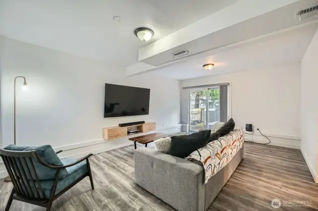 Bonus Room (Downstairs).