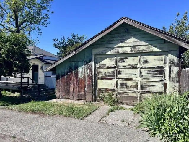 Restore the garage!