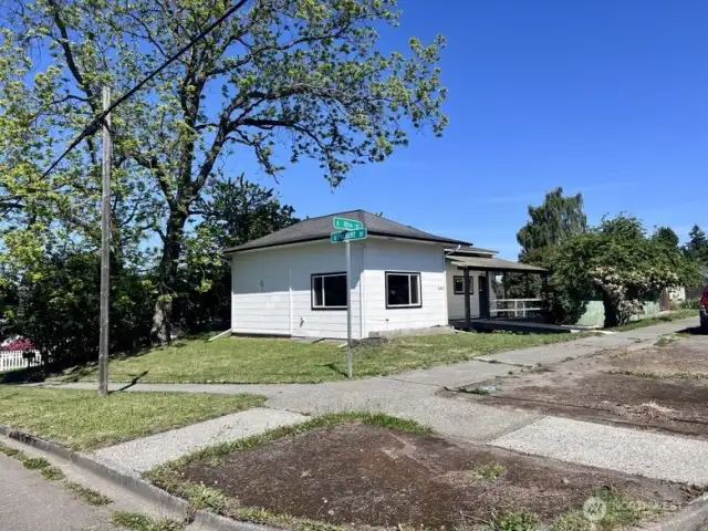 Corner Lot