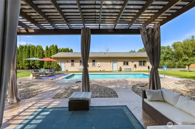 Pool Cabana with Power