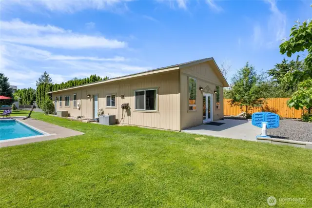 Pool House