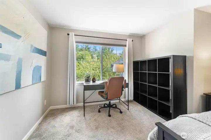 Guest bed #3 has extra space for a desk