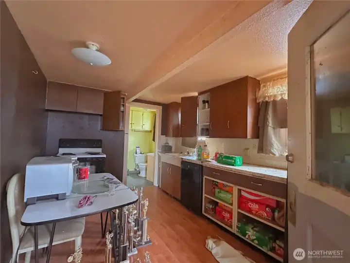 2nd kitchen in basement