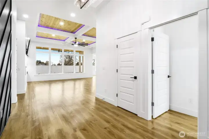 Example of Del Rancho Custom Homes craftsmanship—modern front entry with clean lines! Finishes and colors may vary in this pre-sale opportunity.