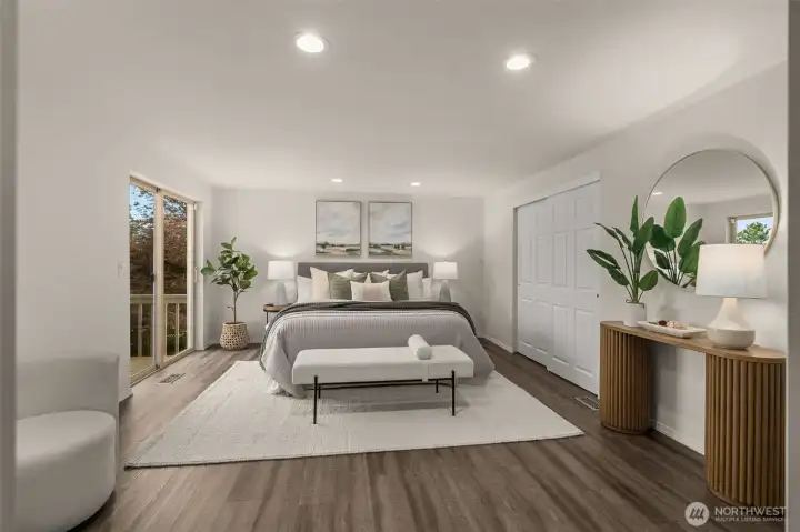 2nd Master suite with huge walk in closet!