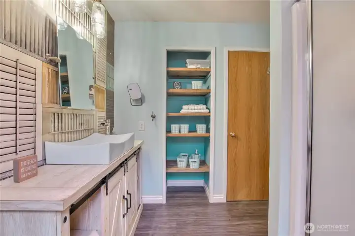 This darling bathroom is perfect for your guests!
