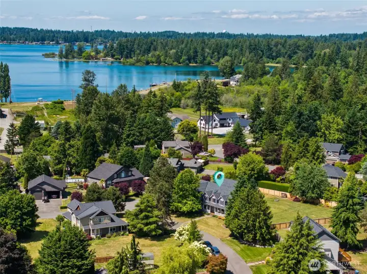Just minutes to Lake Tapps! Just minutes to Lake Tapps!