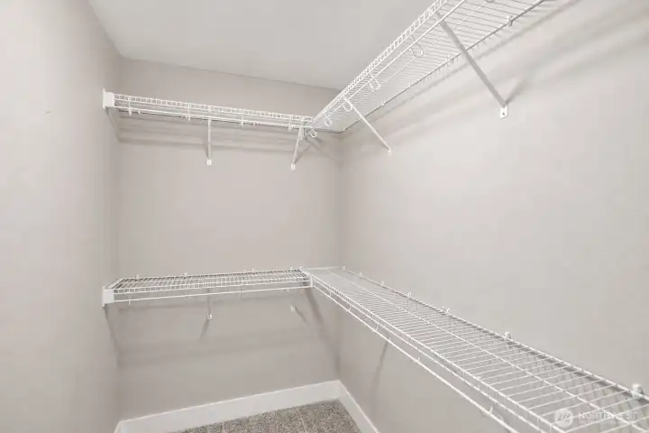 Additional primary bedroom has a walk-in closet. Additional primary bedroom has a walk-in closet.