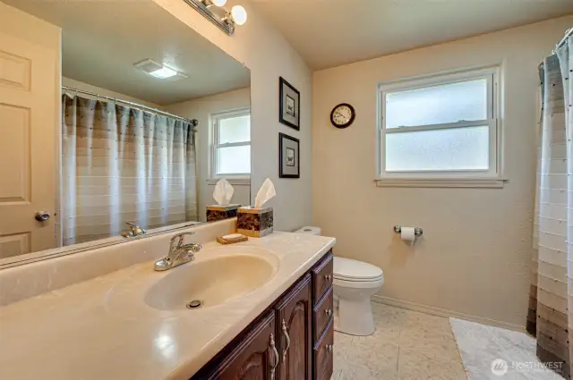 Full Bathroom