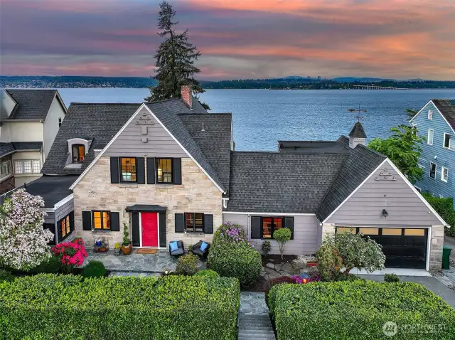 1923 Laurelhurst Waterfront home with East and West facing light exposures