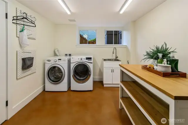 Additional laundry
