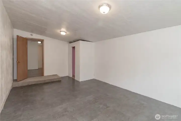 1st bedroom off diningroom - motion sensor light.
