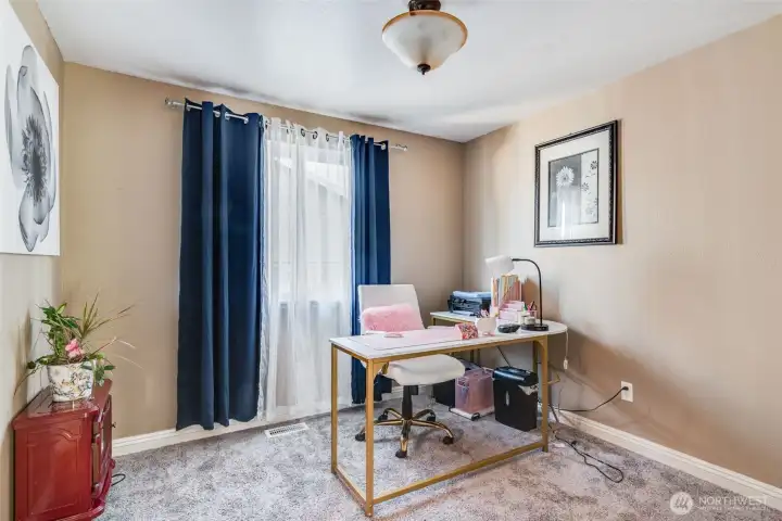 2nd Bedroom