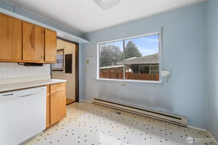 Dining space and view toward Mud room