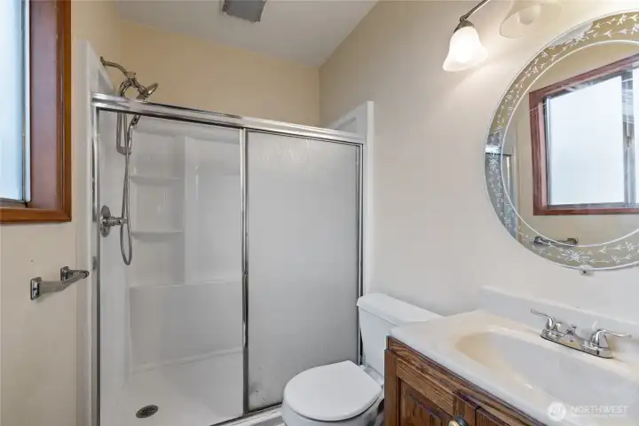 Primary 3/4 bathroom