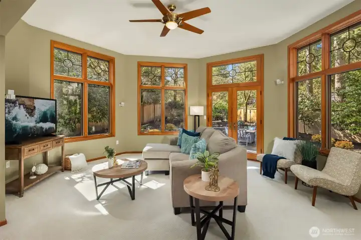 Large Circular Rec Room