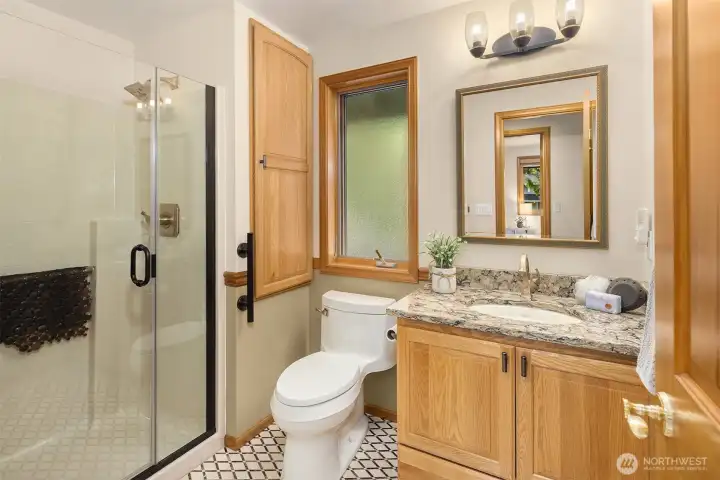 2nd Level 3/4 Bath w/Heated Floor