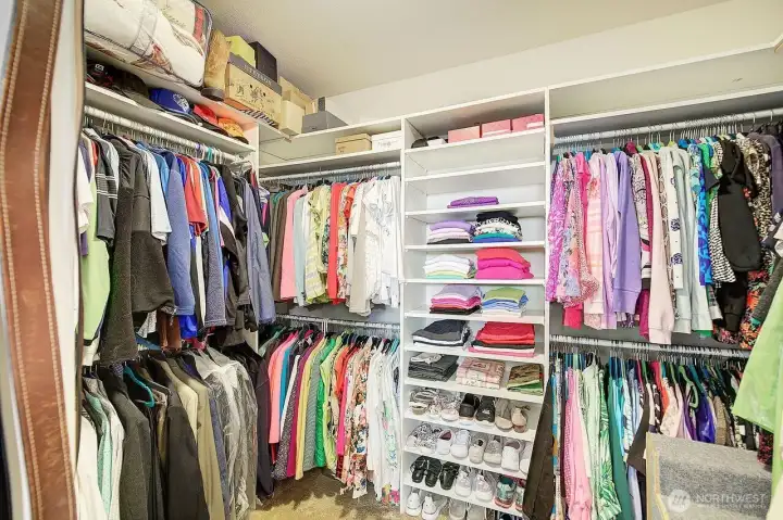 Heaven help me! This closet is like a personal shopping experience! Custom built in shelves adjust to any size, double racks allow for full length too, my oh my don't get lost in this one its too big to get in one shot! Heaven help me! This closet is like a personal shopping experience! Custom built in shelves adjust to any size, double racks allow for full length too, my oh my don't get lost in this one its too big to get in one shot!