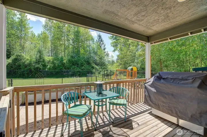 The covered deck! BBQ hook ups for gas, covered seating and a gate lead onto the back patio.... The covered deck! BBQ hook ups for gas, covered seating and a gate lead onto the back patio....
