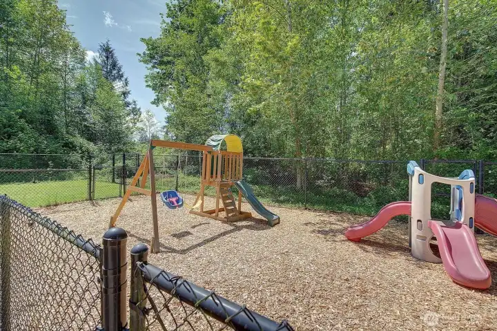 A great secure play space.......adjacent to A great secure play space.......adjacent to