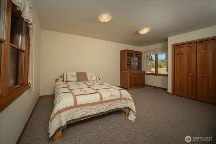 Main level primary suite 2