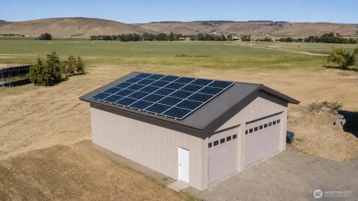 30x40 detached 3-bay garage/storage building with a 30-panel solar array