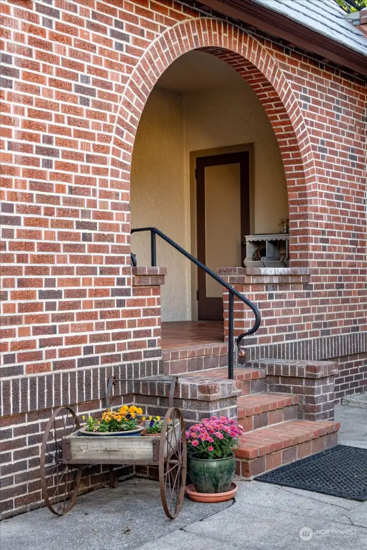 Side entry Side entry