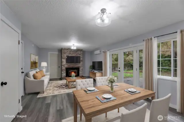 family/kitchen digitally staged