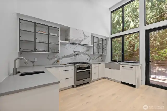 Secondary scullery kitchen for catering and hosting.