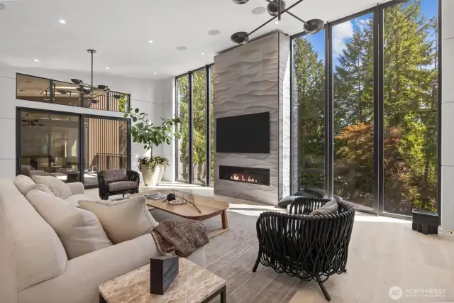 German made Glasbox windows bring floor to ceiling natural light into each space.