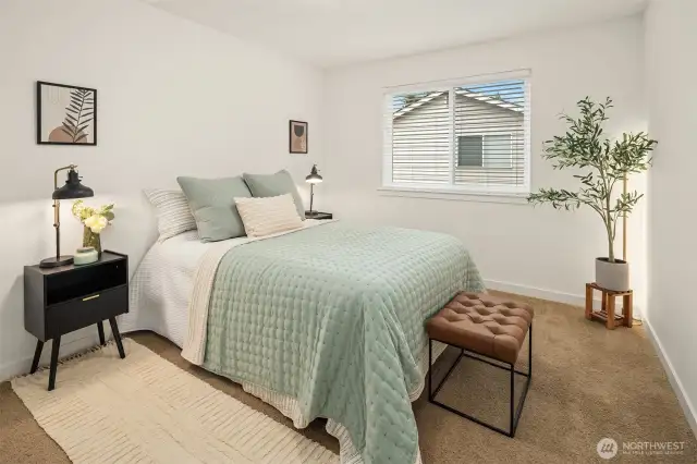 Second upstairs bedroom