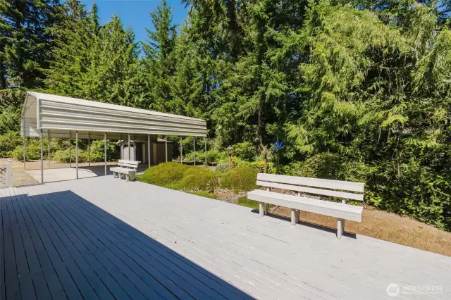 Plenty of space for entertaining here! Can't you just see the patio lights, patio table, chairs, BBQ and your planter full of flowers? What a great space for entertaining or just sitting enjoying your own private area!